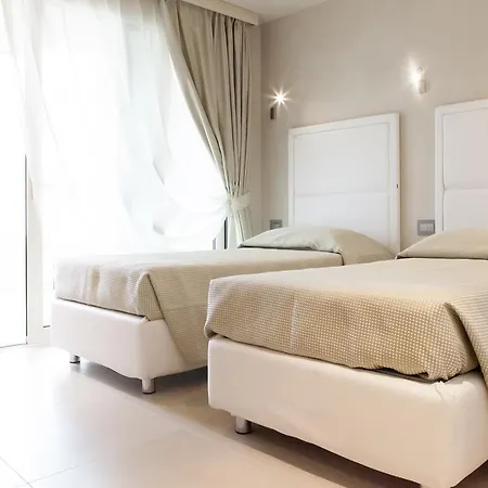 Suite & Spa Mirabel Grado Extérieur photo