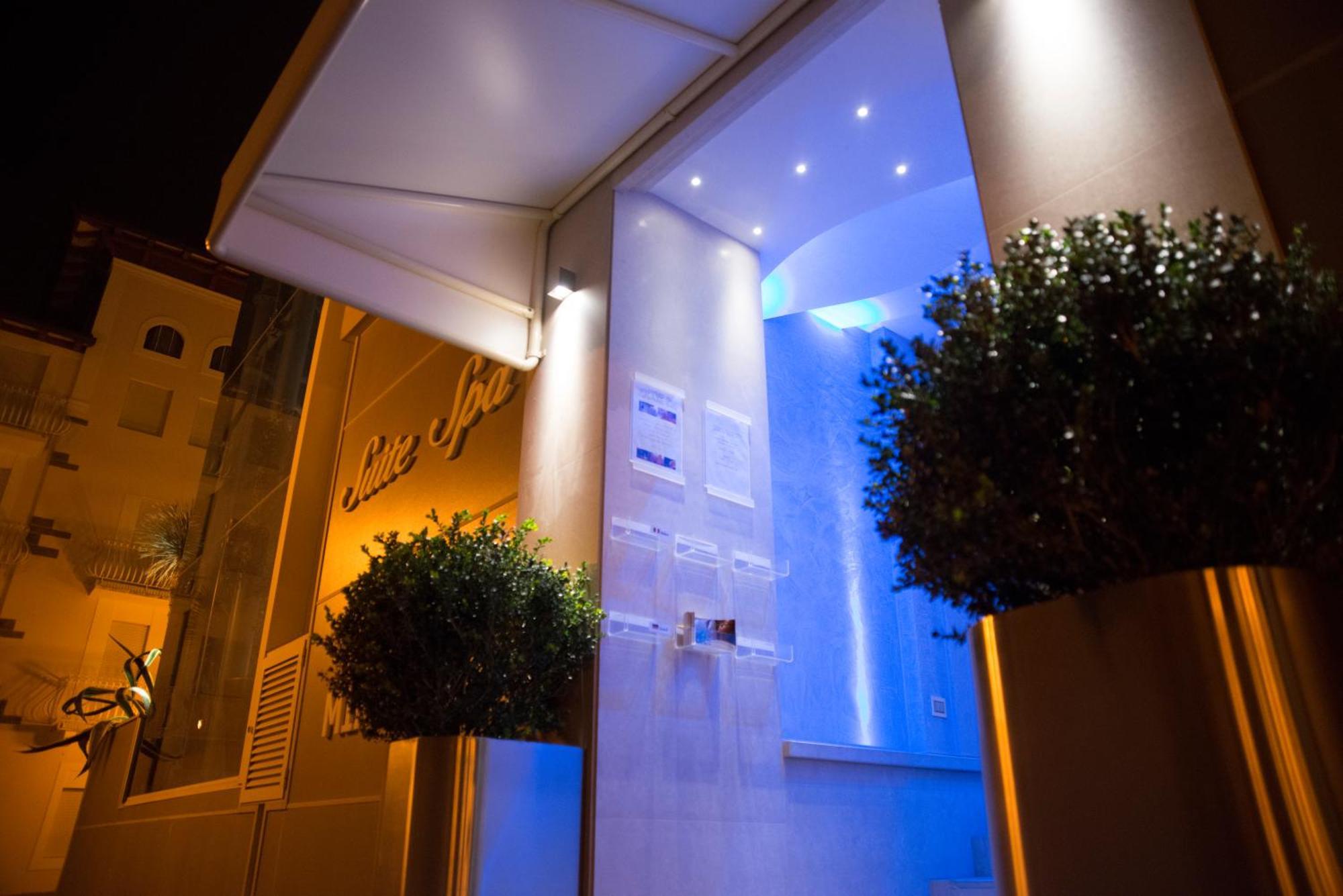 Appart hôtel & Mirabel 3*