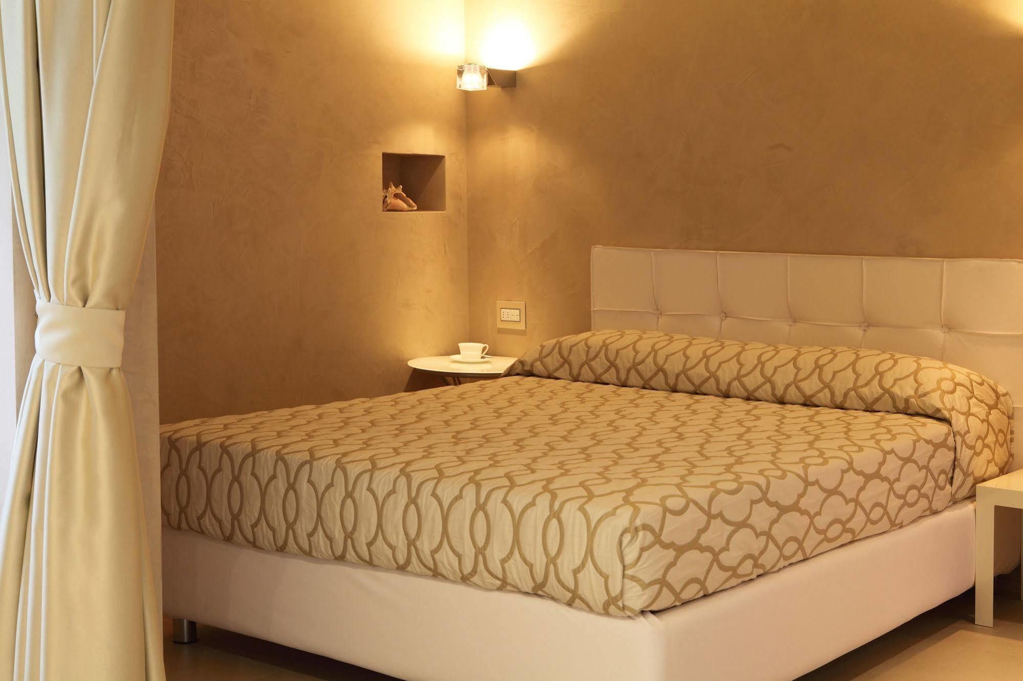 & Mirabel Appart hôtel 3*